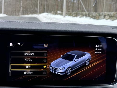 Used 2021 Mercedes-Benz E 450 4MATIC Cabriolet image 39