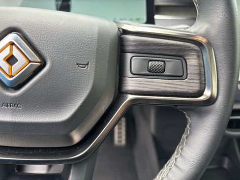 Used 2023 Rivian R1S Adventure image 19