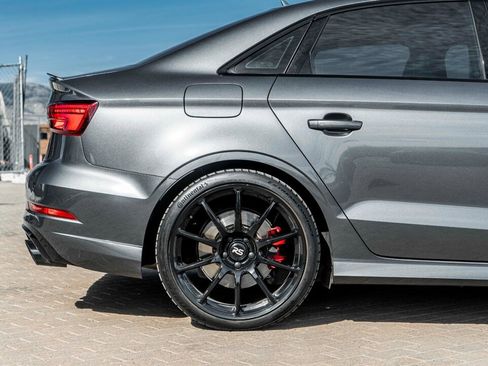 Used 2018 Audi RS 3 image 12