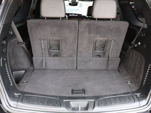 Used 2023 Dodge Durango R/T image 38
