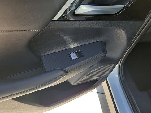 Used 2022 Mitsubishi Outlander SE image 11