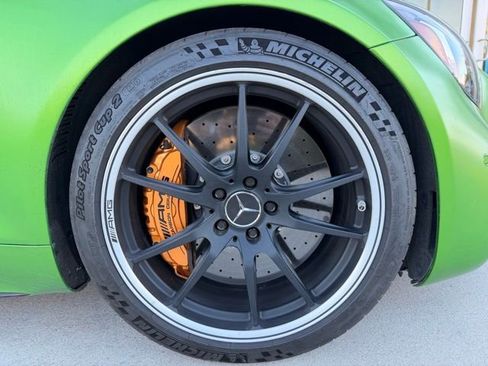 Used 2018 Mercedes-Benz AMG GT R image 19