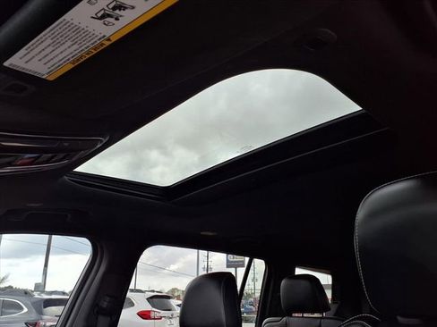 Used 2023 Jeep Grand Cherokee L Laredo image 14