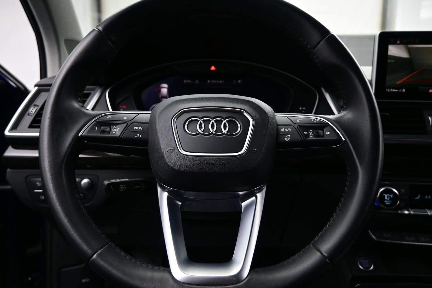 Used 2020 Audi Q5 Prestige w/ Prestige Package AWD/4WD image 26