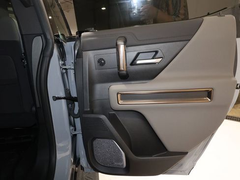 Certified 2025 GMC Hummer EV 2X image 20