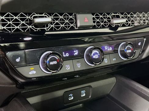 Used 2024 Honda Accord Sport image 17