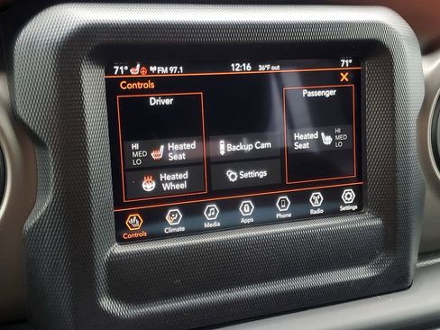 Used 2018 Jeep Wrangler Unlimited Sport S image 20