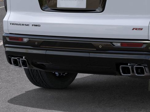 New 2026 Chevrolet Traverse RS w/ LPO, Floor Liner Package image 14
