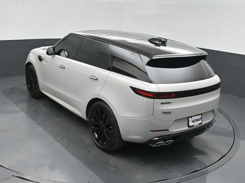 Used 2026 Land Rover Range Rover Sport Autobiography AWD/4WD image 34