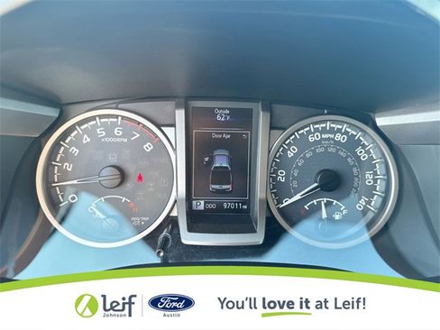 Used 2016 Toyota Tacoma SR5 w/ Towing Package image 14