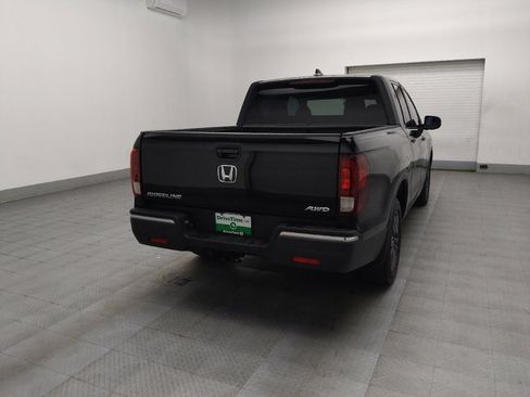 Used 2019 Honda Ridgeline Sport image 9