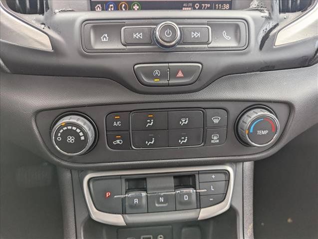 Used 2024 GMC Terrain SLE AWD/4WD image 19