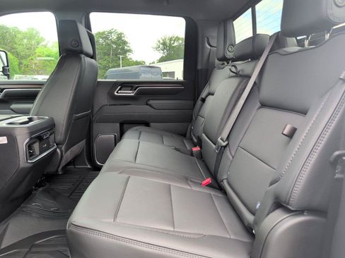 New 2026 GMC Sierra 2500 Denali w/ Denali Reserve Package AWD/4WD image 38