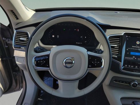 Used 2023 Volvo XC90 B6 Plus w/ Protection Package Premier AWD/4WD image 22