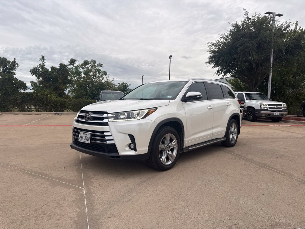 Used 2019 Toyota Highlander Limited FWD image 1