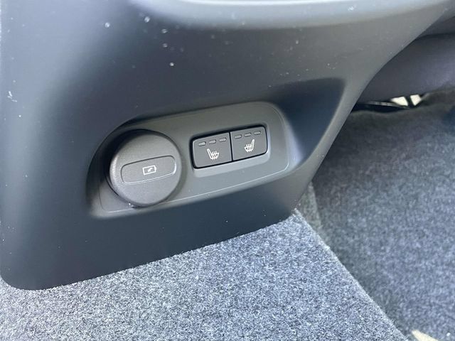 New 2026 Volvo XC40 B5 Core w/ Protection Package Premier AWD/4WD image 22