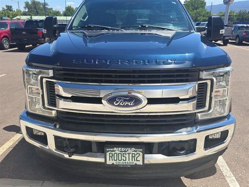 Used 2019 Ford F350 XLT w/ XLT Value Package AWD/4WD image 2