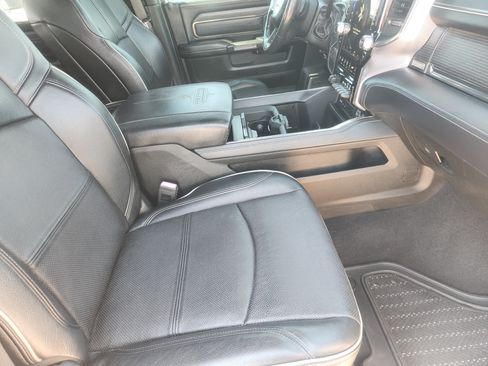 Used 2019 RAM 2500 Limited AWD/4WD image 15