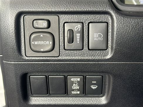 Certified 2024 Toyota 4Runner TRD Off-Road Premium image 15