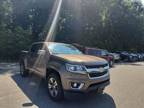 Used 2016 Chevrolet Colorado LT w/ LT Convenience Package RWD image 7