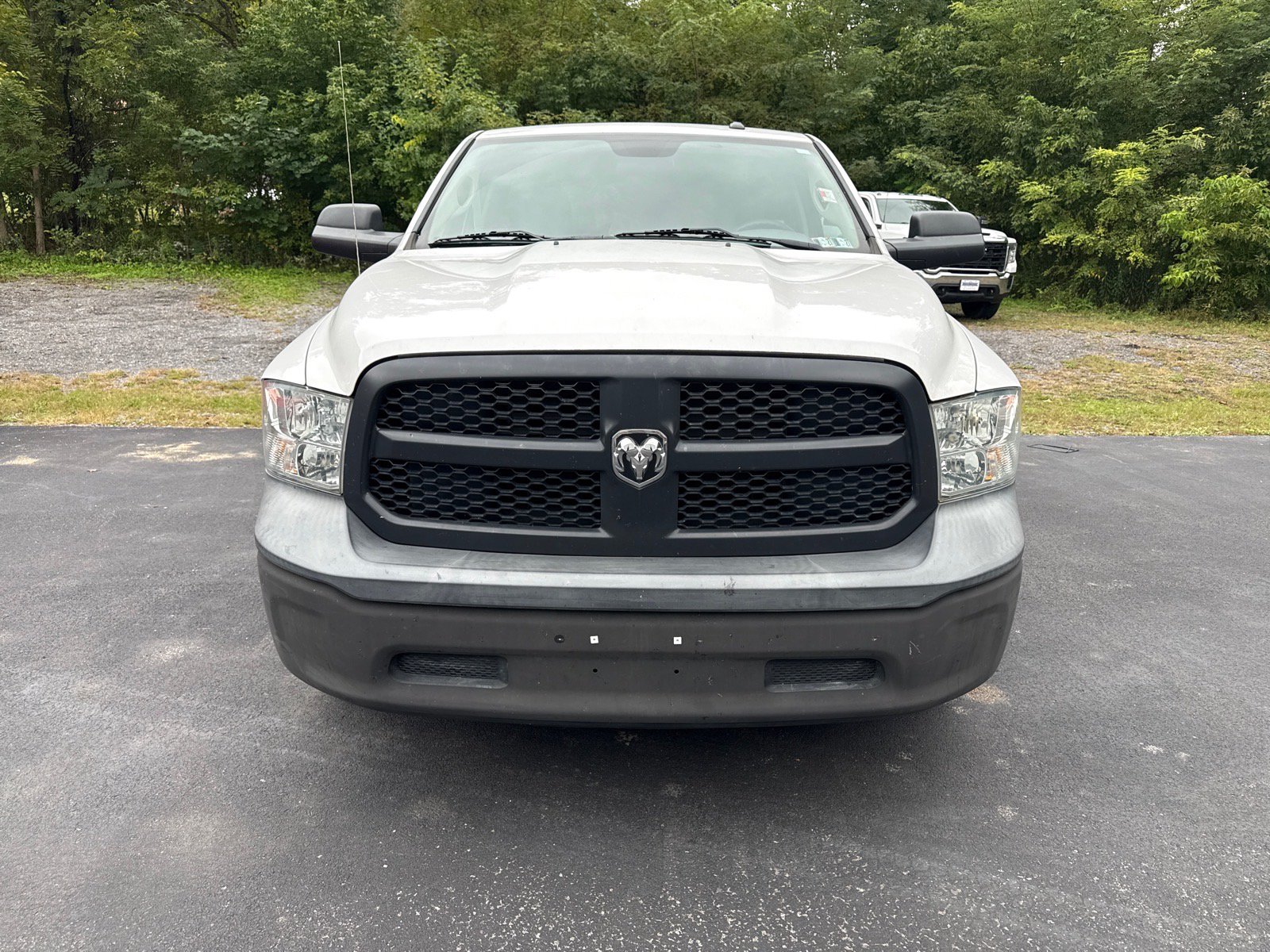 Used 2018 RAM 1500 Express RWD image 2