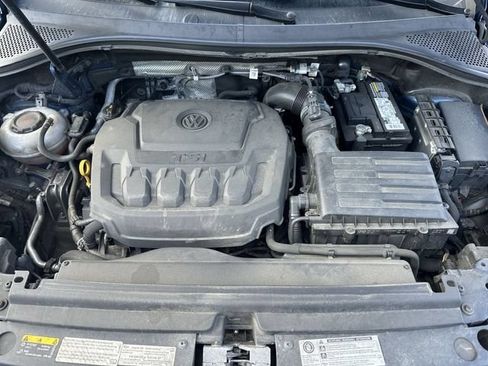 Used 2019 Volkswagen Tiguan SEL Premium w/ 3rd Row Seat Package AWD/4WD image 21