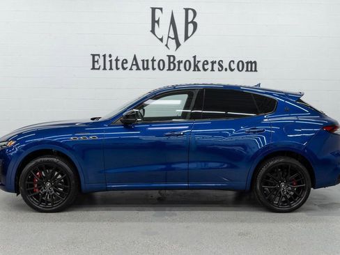 Used 2022 Maserati Levante Modena image 2