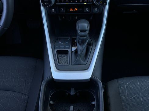 Used 2025 Toyota RAV4 XLE image 15