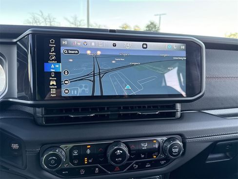 Used 2024 Jeep Wrangler Unlimited Rubicon image 22