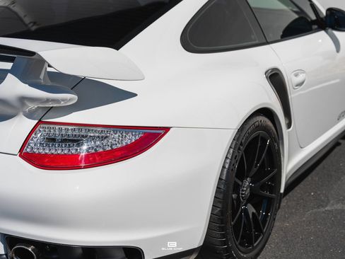 Used 2011 Porsche 911 GT2 RS RWD image 40