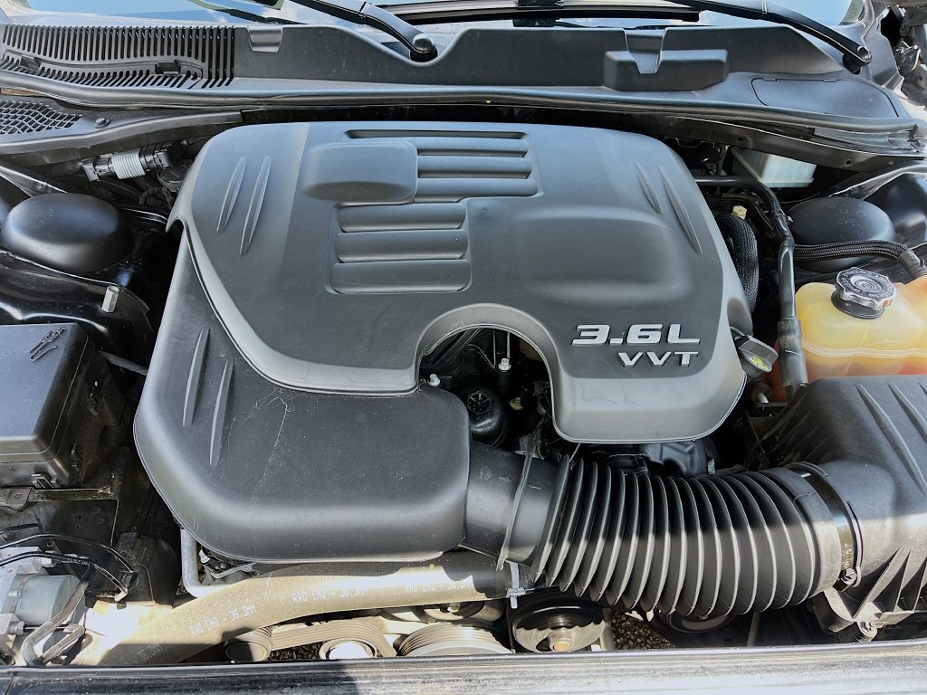 Used 2019 Dodge Challenger SXT w/ Blacktop Package RWD image 27