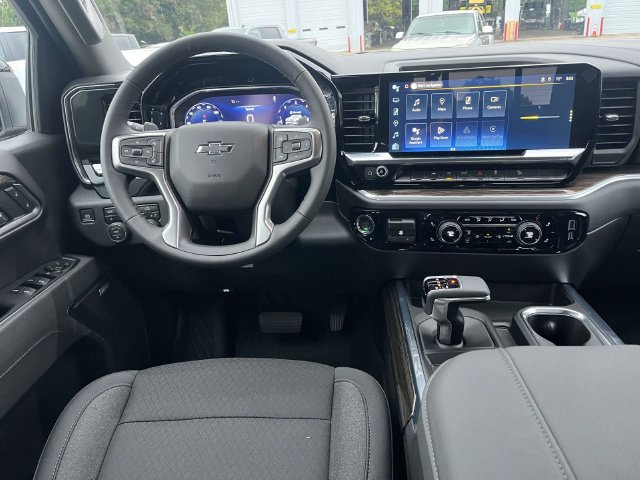 New 2026 Chevrolet Silverado 1500 RST w/ Convenience Package II AWD/4WD image 6