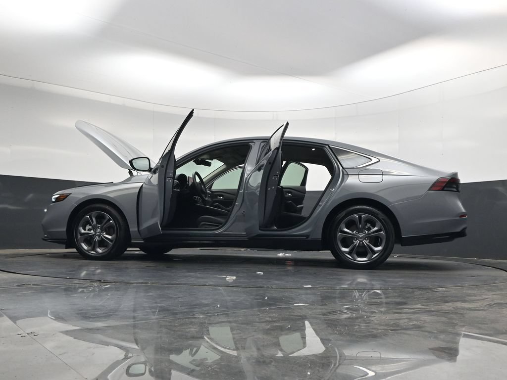 Certified 2026 Honda Accord EX-L image 38