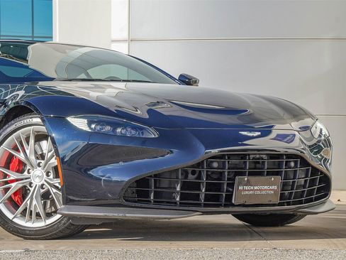 Used 2022 Aston Martin V8 Vantage Coupe image 5