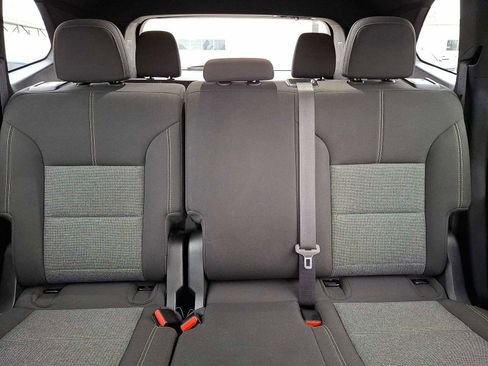 Used 2025 GMC Acadia Elevation image 14