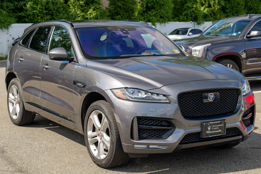 Used 2019 Jaguar F-PACE R-Sport AWD/4WD image 9