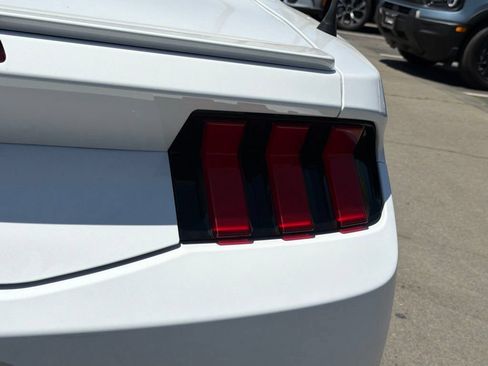 Used 2025 Ford Mustang GT Premium RWD image 14