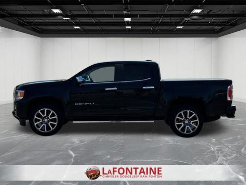 Used 2022 GMC Canyon Denali AWD/4WD image 2