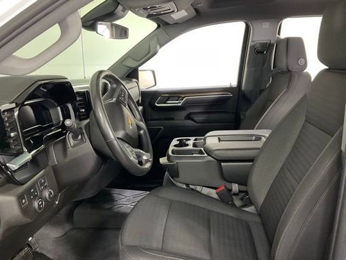 Used 2022 Chevrolet Silverado 1500 LT image 26