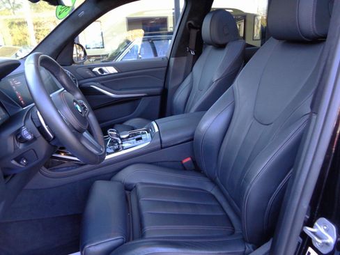 Used 2019 BMW X7 xDrive40i w/ M Sport Package AWD/4WD image 9