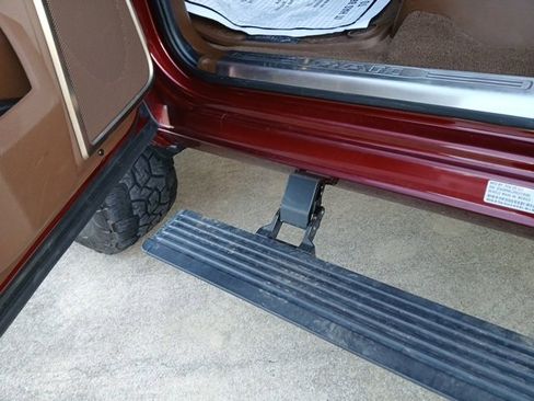 Used 2024 RAM 3500 Limited w/ Towing Technology Group image 12