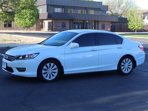 Used 2015 Honda Accord EX-L image 10