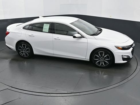 Used 2023 Chevrolet Malibu RS image 33