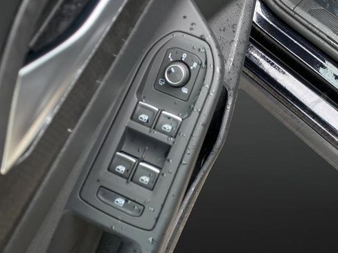 Used 2024 Volkswagen GTI SE FWD image 20