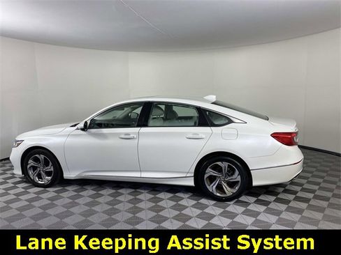 Used 2018 Honda Accord EX image 5