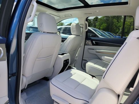 New 2026 Buick Enclave Avenir w/ Super Cruise Package image 10