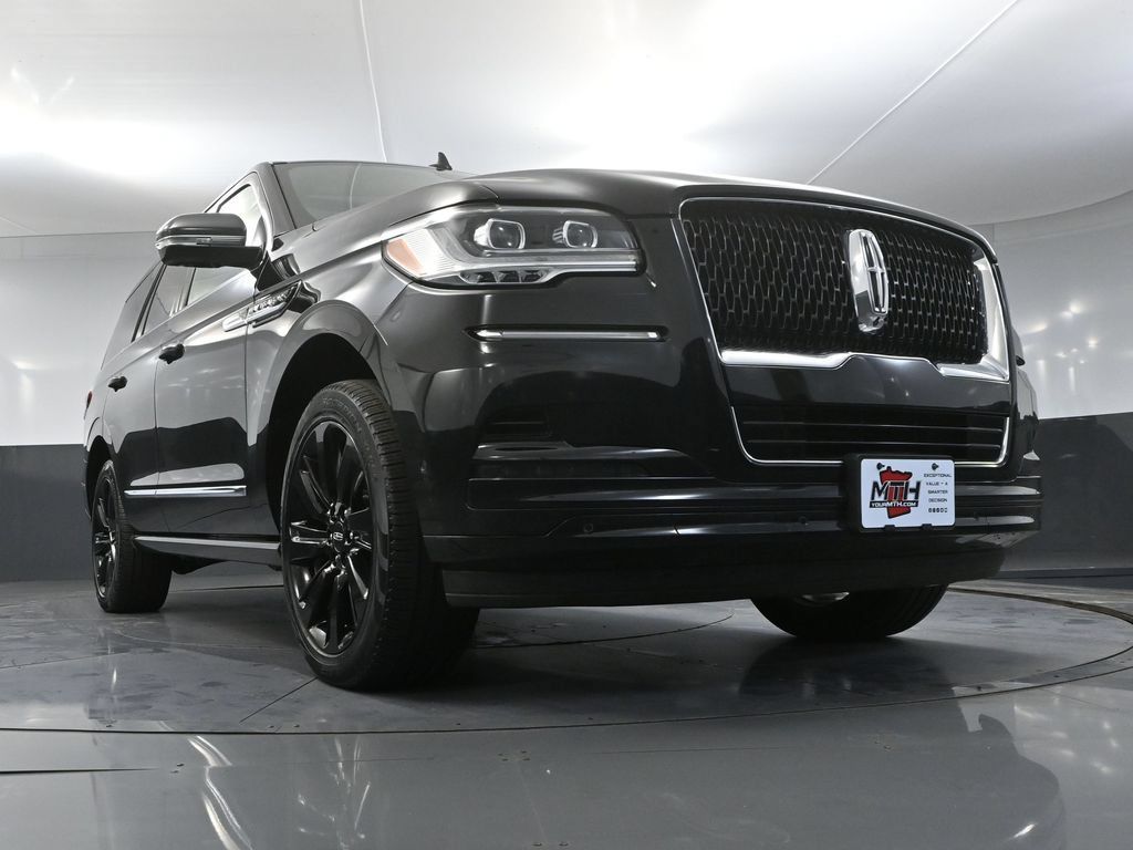 Used 2022 Lincoln Navigator Reserve w/ Equipment Group 201A AWD/4WD image 62