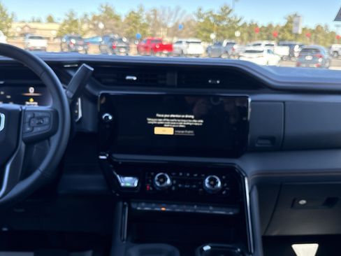 Used 2026 GMC Sierra 2500 AT4 w/ AT4 Premium Plus Package AWD/4WD image 23