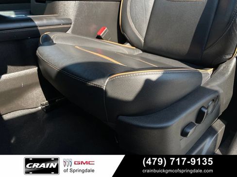 Used 2021 GMC Yukon AT4 w/ AT4 Premium Package AWD/4WD image 23