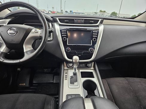 Used 2018 Nissan Murano SV AWD/4WD image 18
